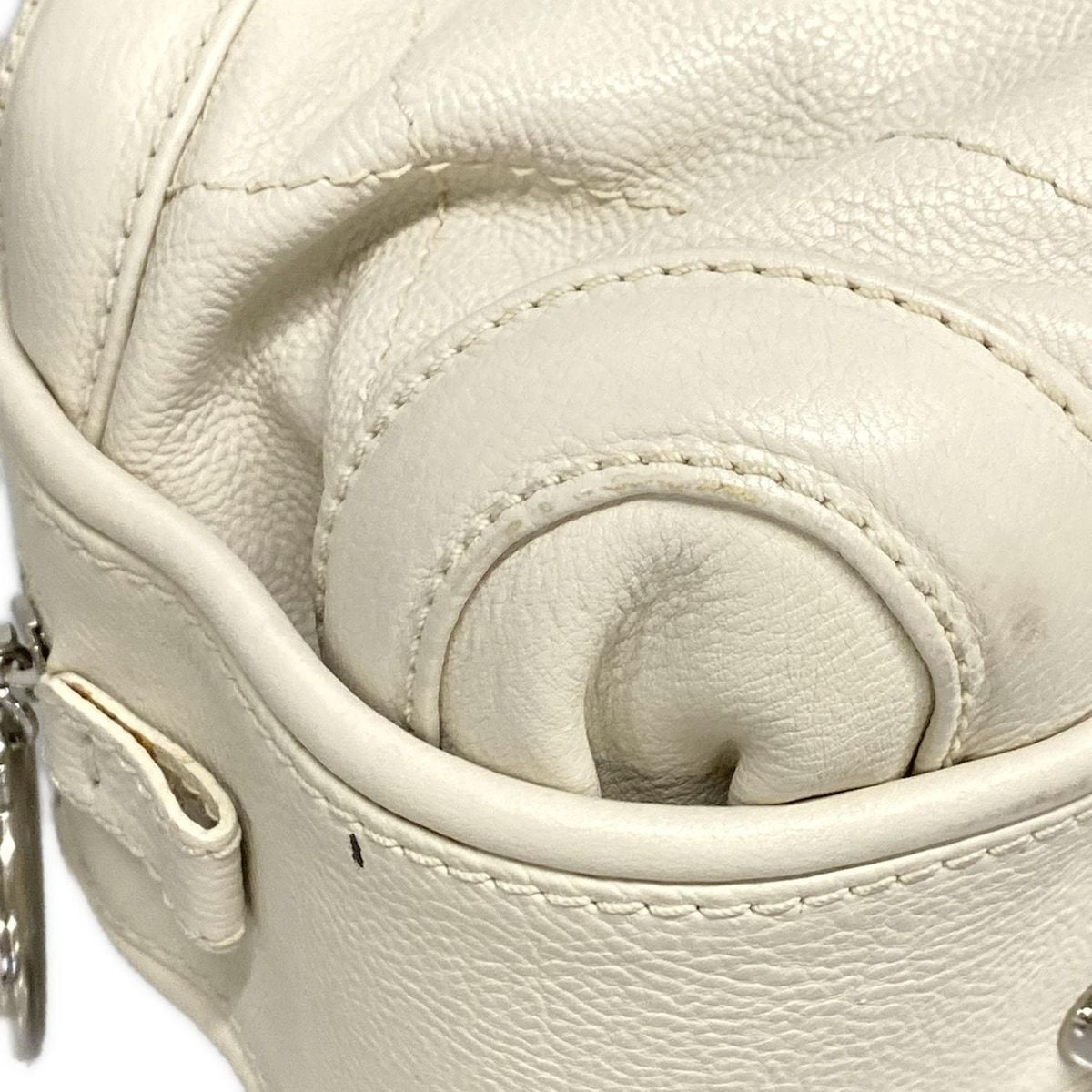 CHANEL(シャネル) ハンドバッグ ワイルドステッチ アイボリー ミニ  