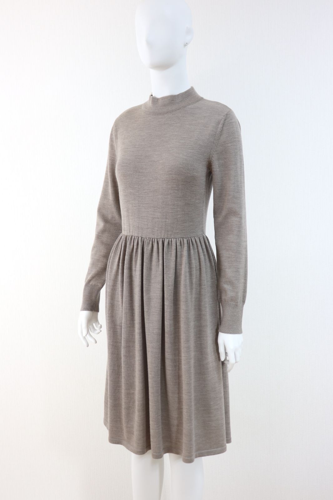 FOXEY☆フォクシー ウールニットワンピース 40028 ベージュ 38サイズ