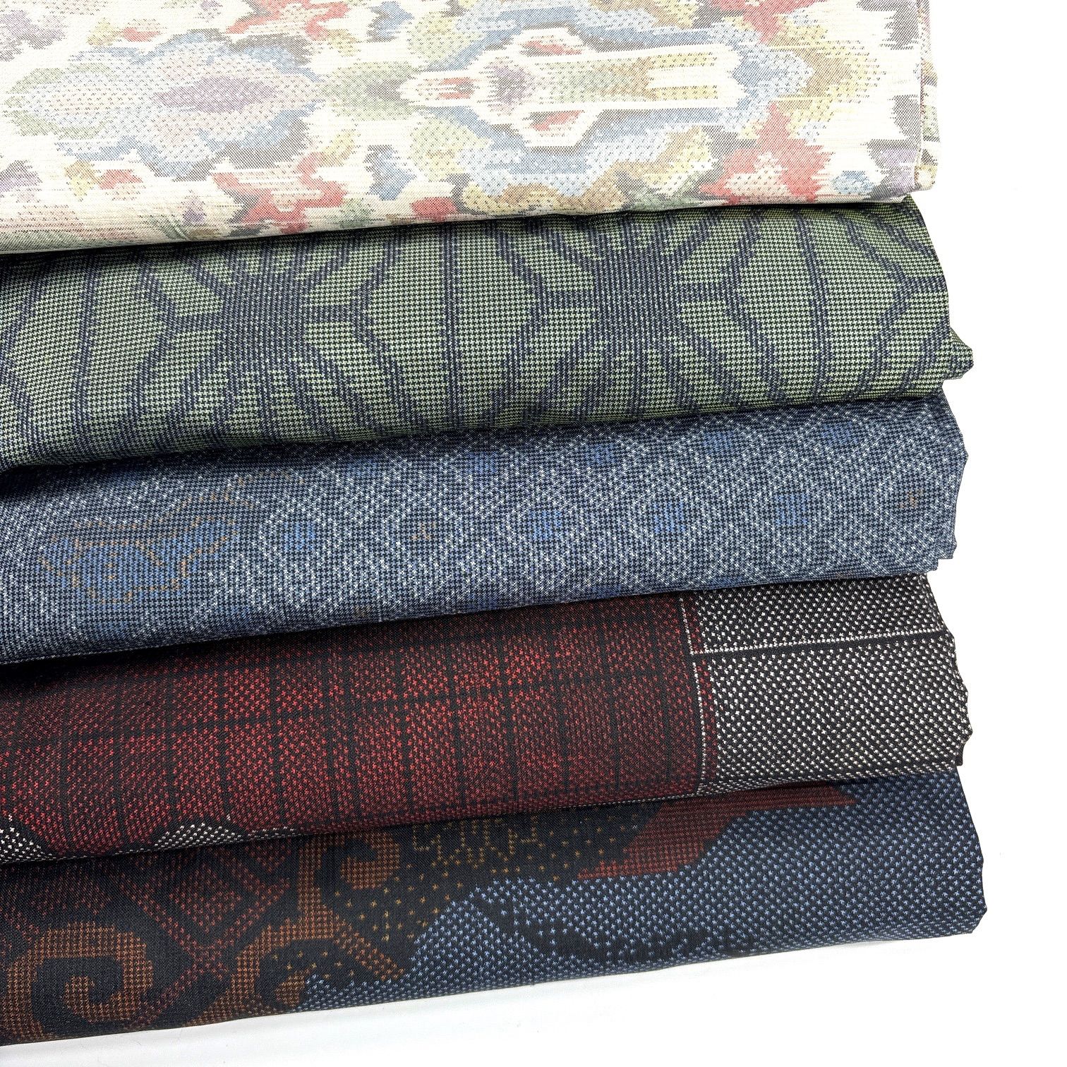 J395☆送料込み❣️ 大島紬 着物 5枚 まとめ売り❣️ 大島紬 5枚 正絹 着物おまとめ売り 同梱購入歓迎 リメイク用 着付け