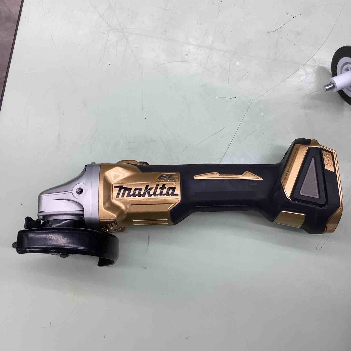 ◇マキタ(makita) コードレスディスクグラインダ18V 100mm ゴールド 
