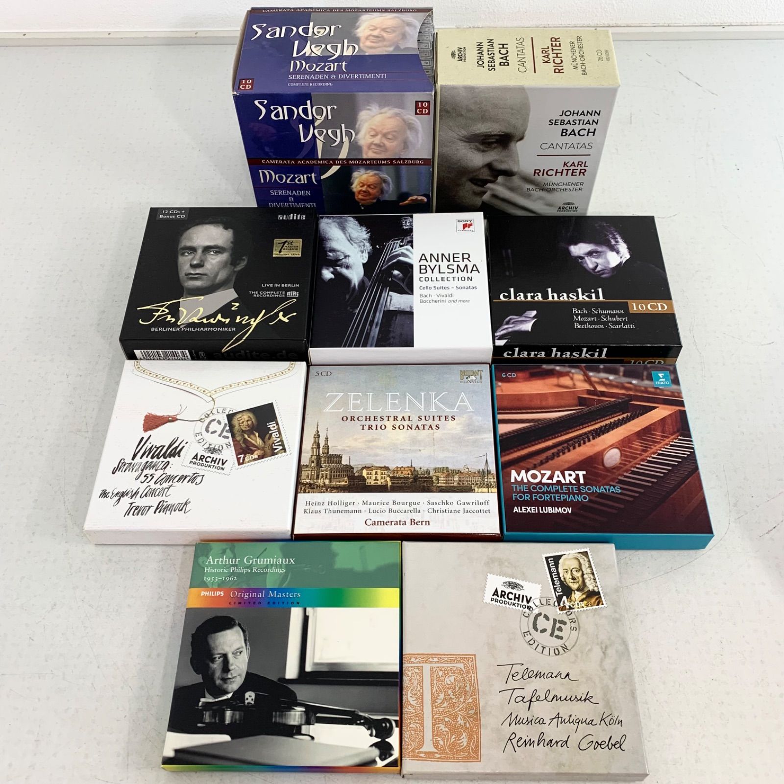 クラシック CD 10枚 シャーンドル ヴェーグ サンドラ モーツァルト ディベルティメント 10枚セット カール リヒター バッハ カンタータ集 26 CD