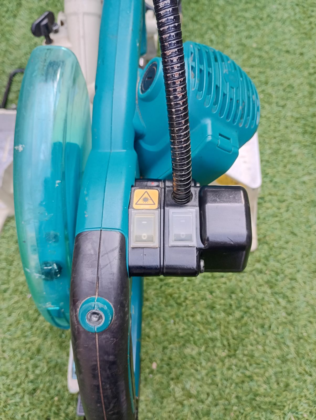 マキタ スライドマルノコ