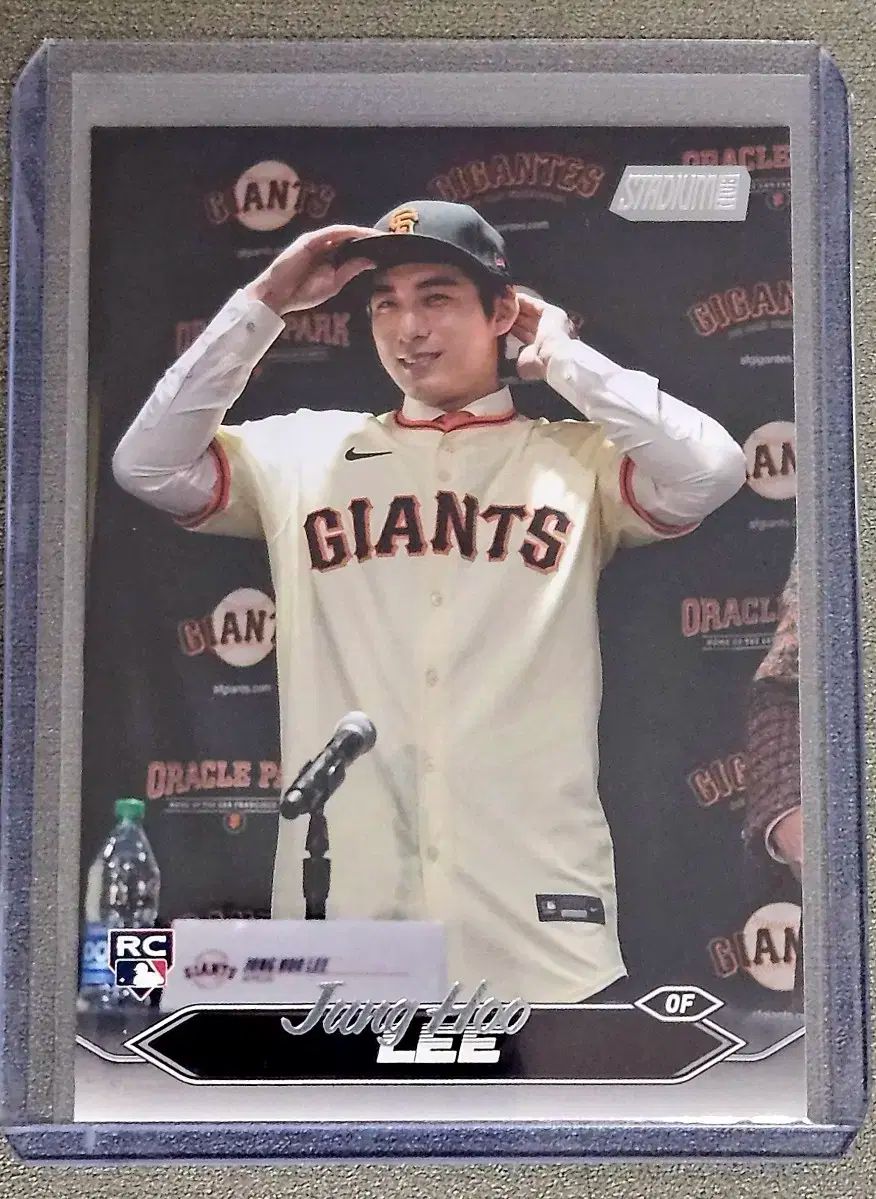 【雷市場（ポンジャン）商品韓国直送】 MLB 李政厚（イ・ジョンフ） ルーキーカード