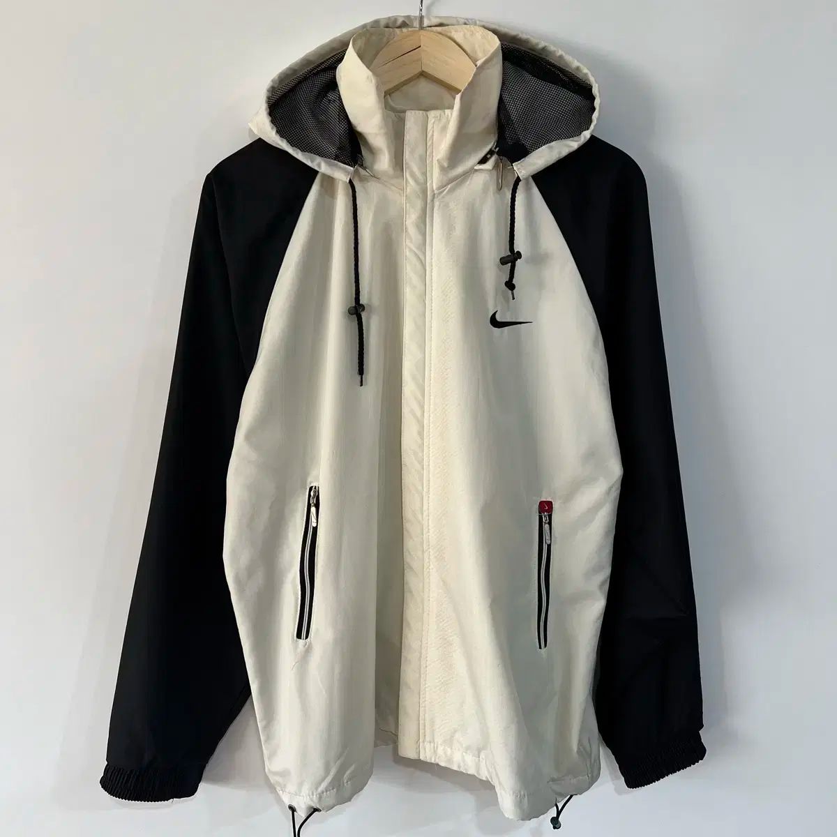 NIKE ナイキ　ウインドブレーカー　L 楽天市場】セットアップ（サイズ（S/M/L）L・ブランドナイキ