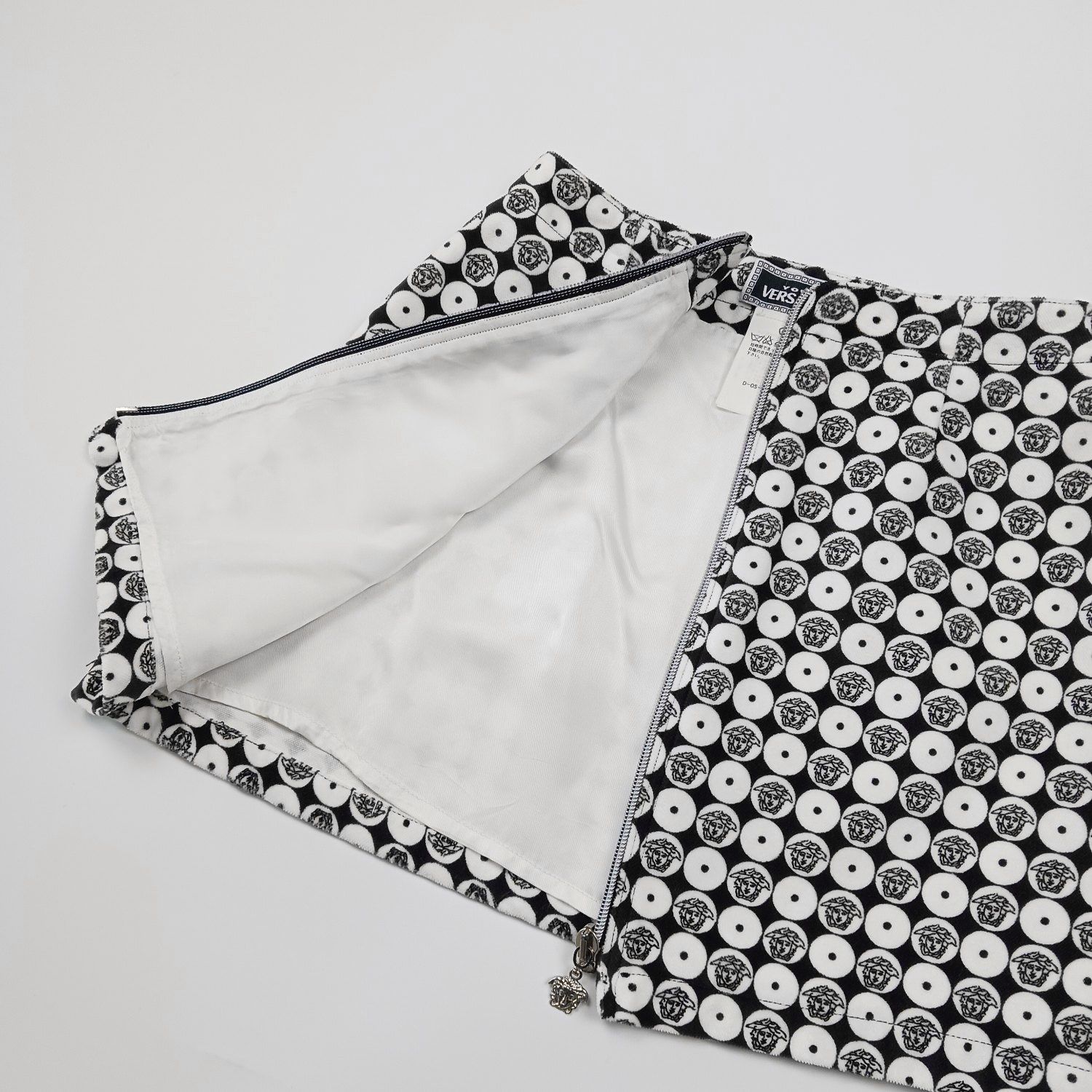 VERSACE YOUNG ヤング ヴェルサーチ ミニスカート メドゥーサ 12 