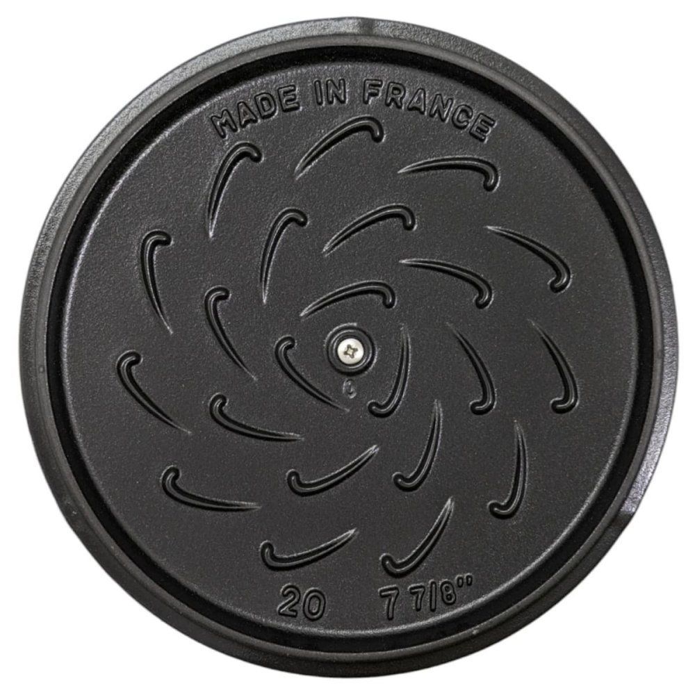 staub ストウブ ラ ココット de GOHAN ブルーベリー L 20cm Amazon.com: staub La Cocotte de GOHAN Z1026-726 