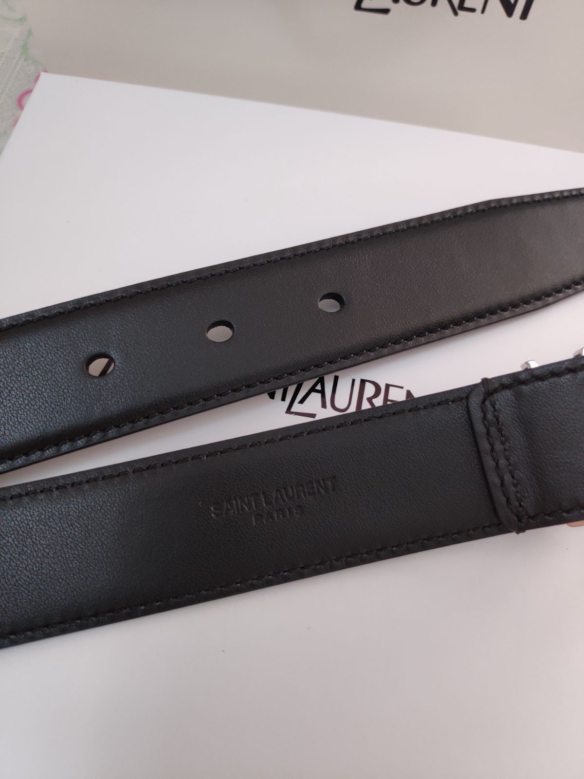 レザーベルト YSLバックル付き