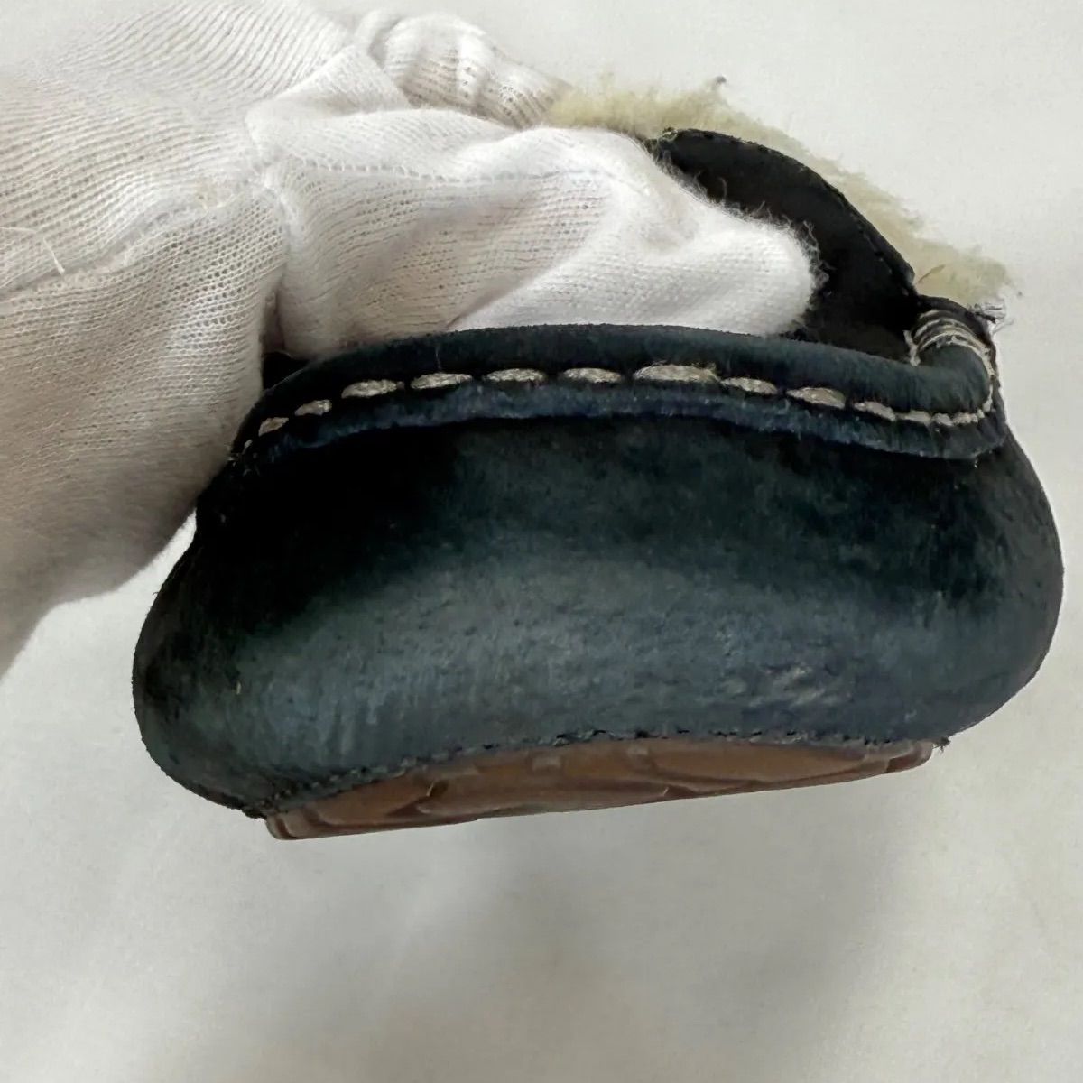 UGG アグ　ボアモカシン　ブラック　23㎝ UGG アグ アンスレー 23cm ボア モカシン ムートンシューズ