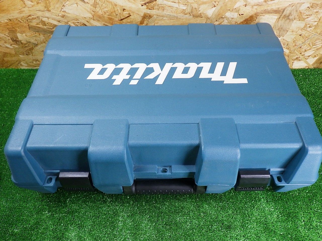 Makita