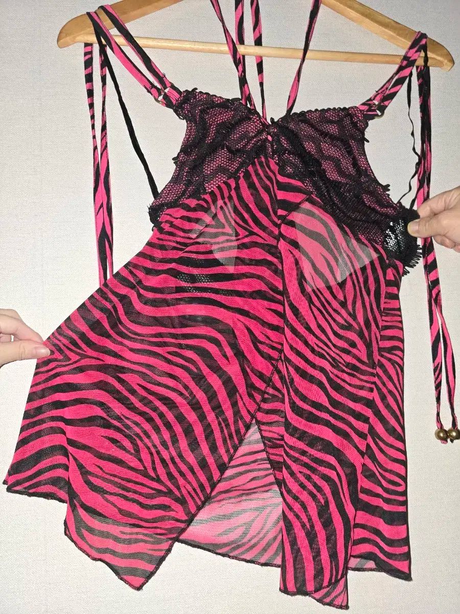 d i a ダイヤ ホットピンク ゼブラ柄 ホルター トップス