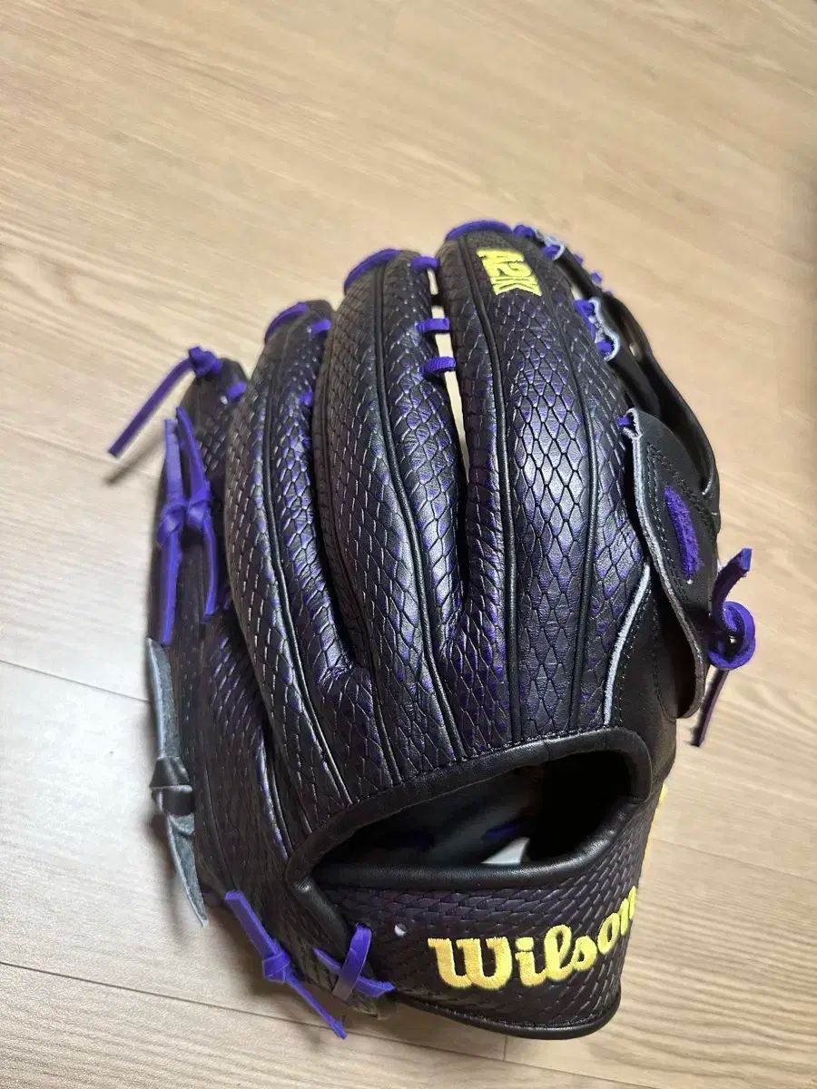 ウィルソン a 2 k 外野 ドイル モデル