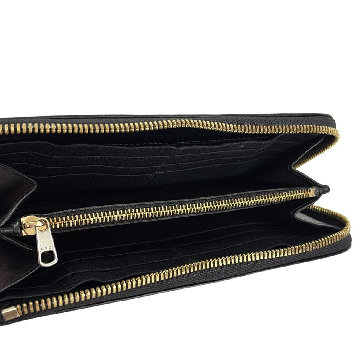 【良品】A.P.C. 長財布　L字ファスナー　レザー　ブラック A.P.C.(アーペーセー) 長財布 - 黒 L字ファスナー レザー - メルカリ