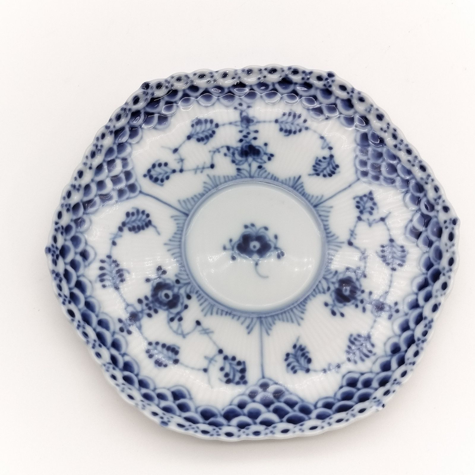 即 OK ロイヤルコペンハーゲン ブルーフルーテッド ダブルレース カップ＆ソーサー