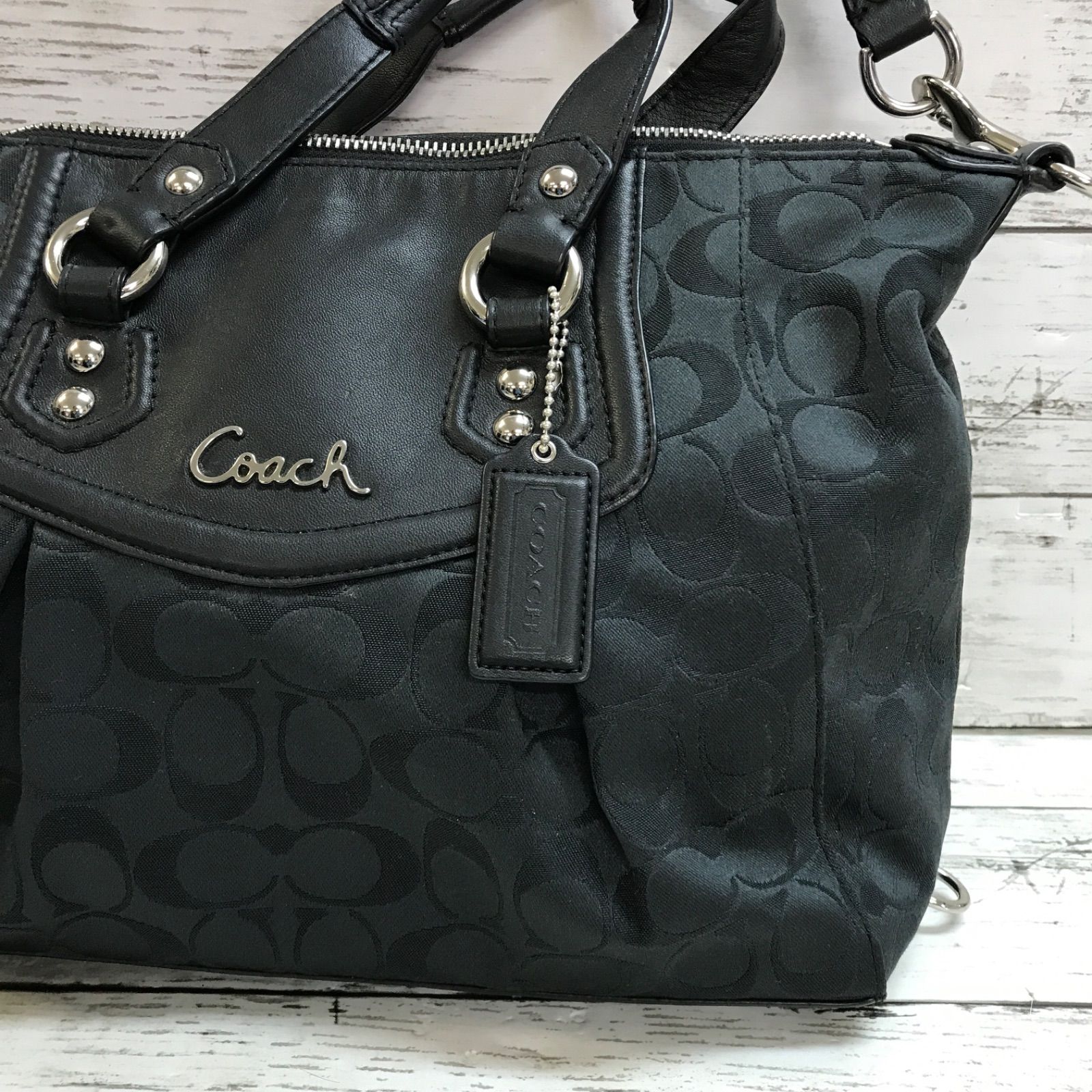 COACH アシュレイ シグネチャー サッチェル サテンキャンバス 黒