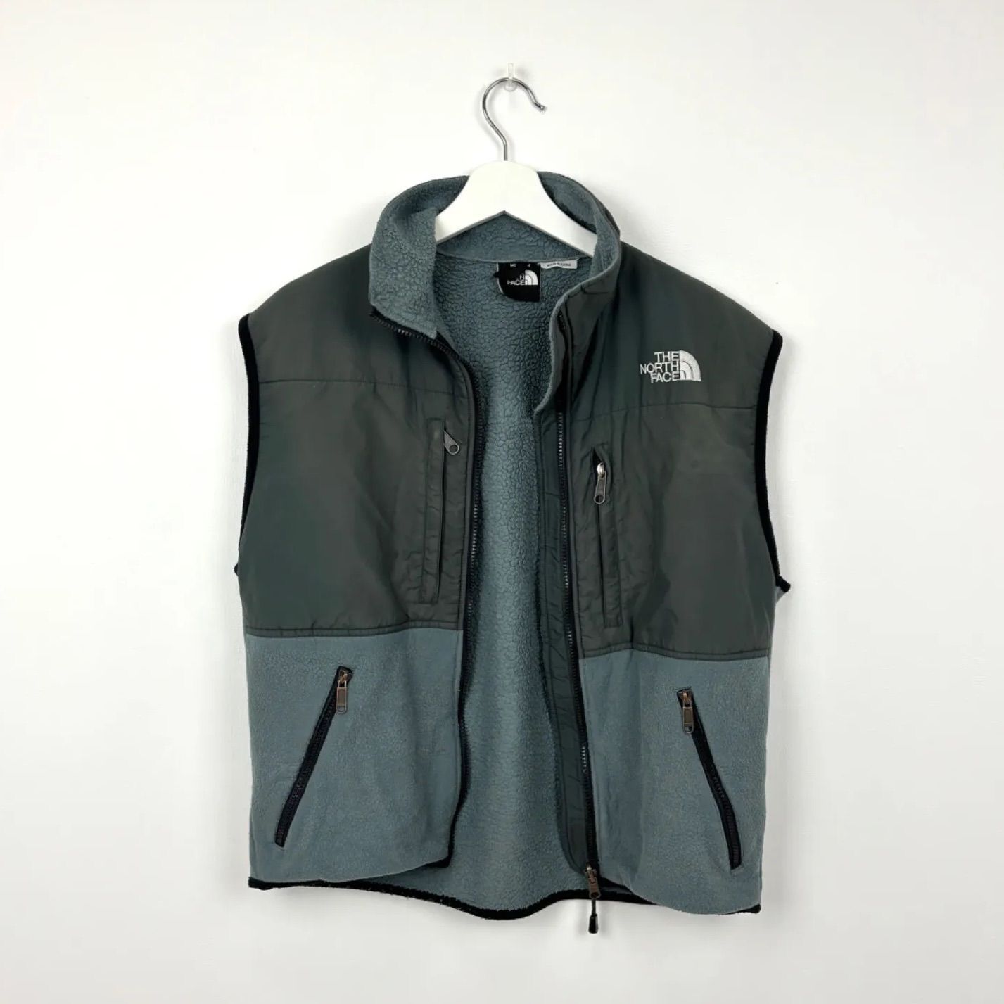 THE NORTH FACE】ザ・ノースフェイス ナイロン ノースリーブ Mサイズ 