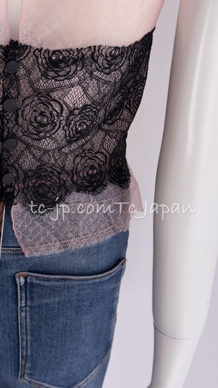 CHANEL - シャネル トップス CHANEL ピンク ブラック カメリア レース コットン カール・ラガーフェルド作品 超美品 38 CHANEL シャネル トップス ピンク ブラック カメリア レース