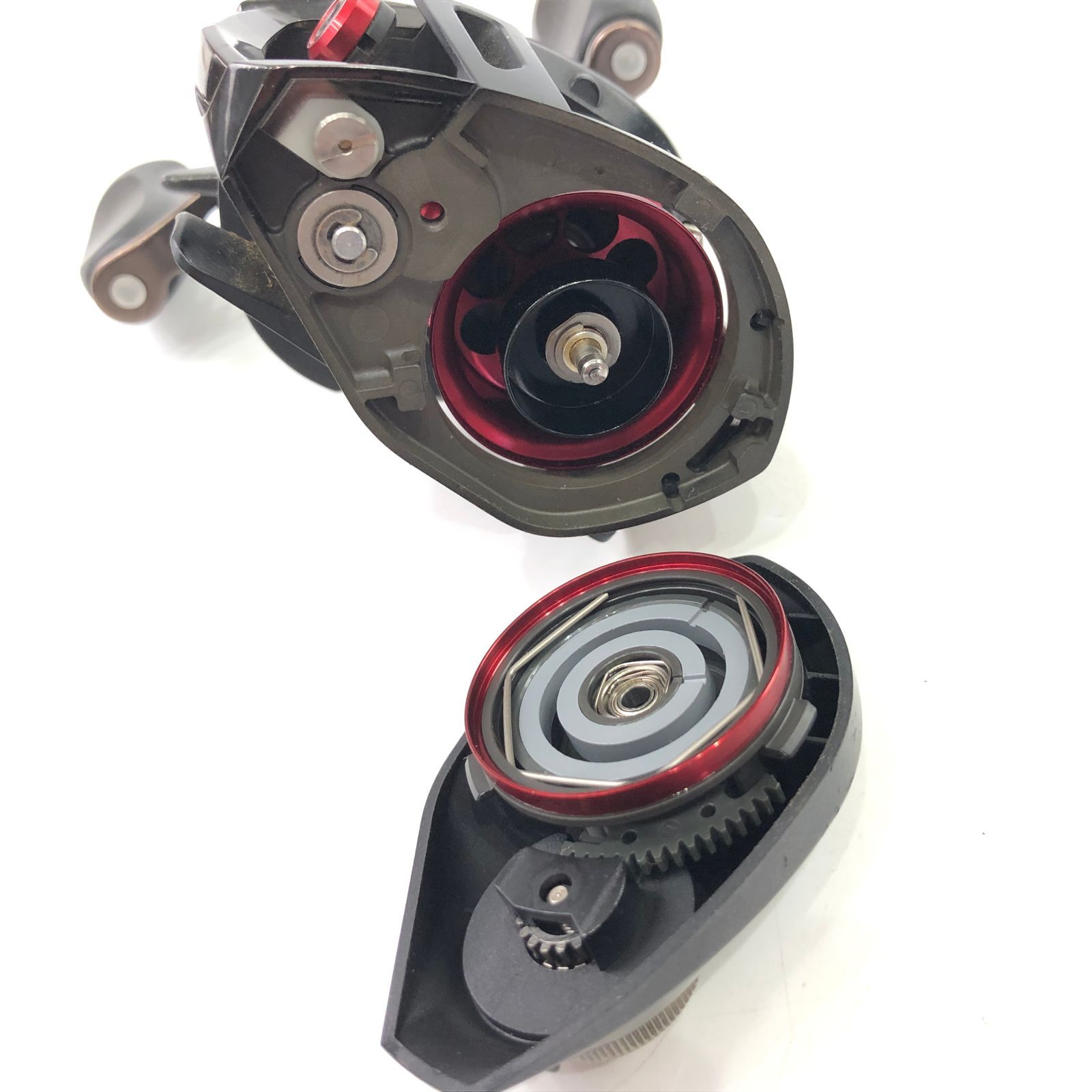 ダイワ　アルファス　AIR　72　右巻き　中古品 ダイワ アルファス AIR エア 7.2R ベイトリール 右巻き 中古品 | DAIWA