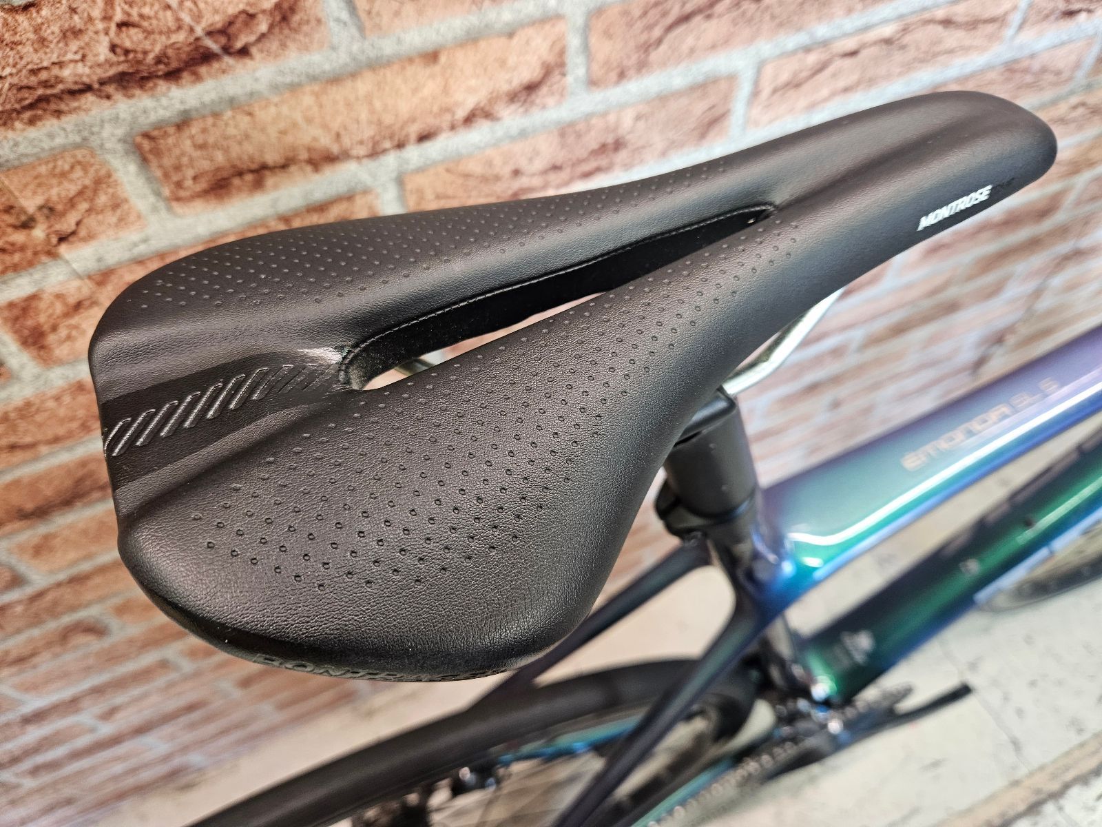 カーボン ロードバイク