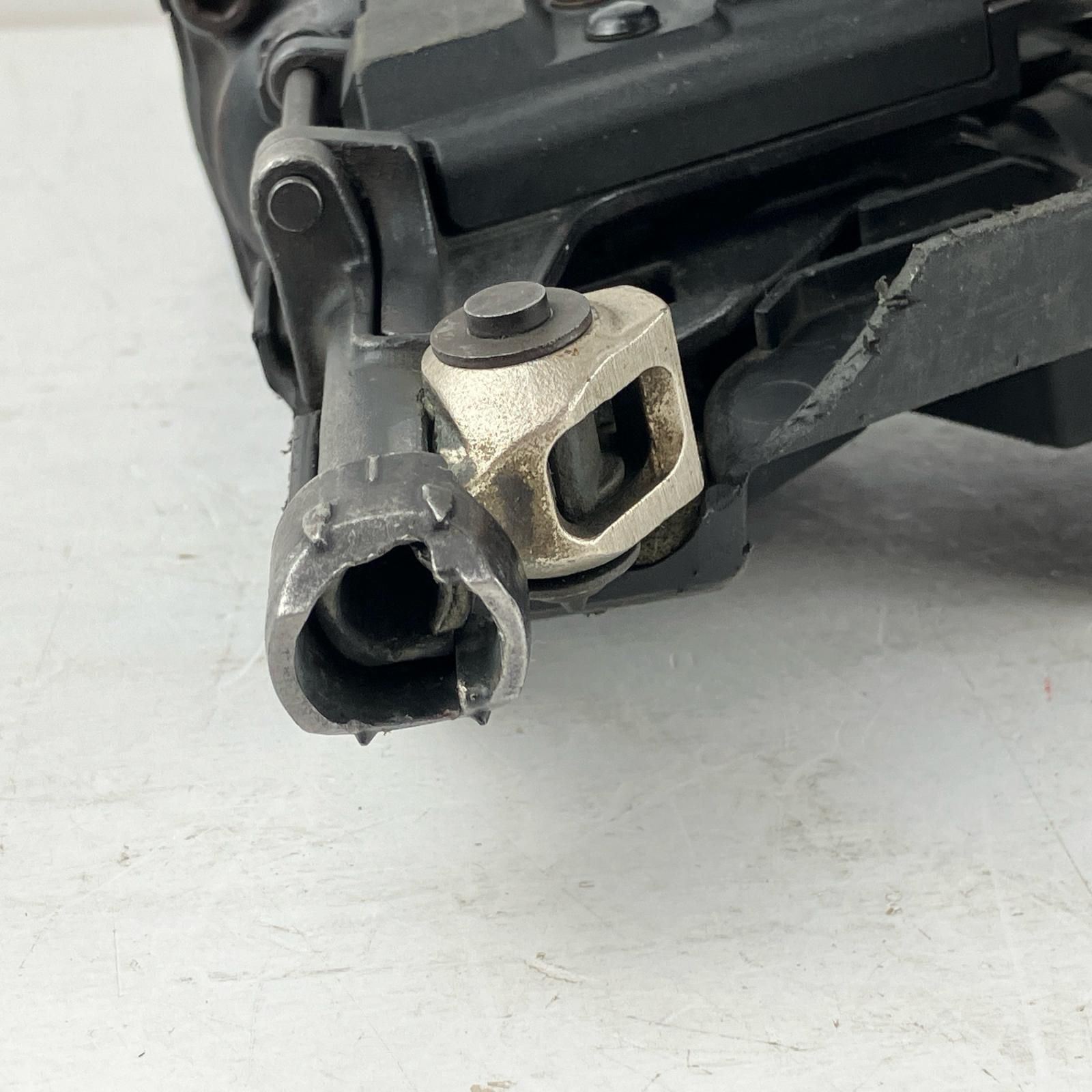 高圧 エア釘打ち機