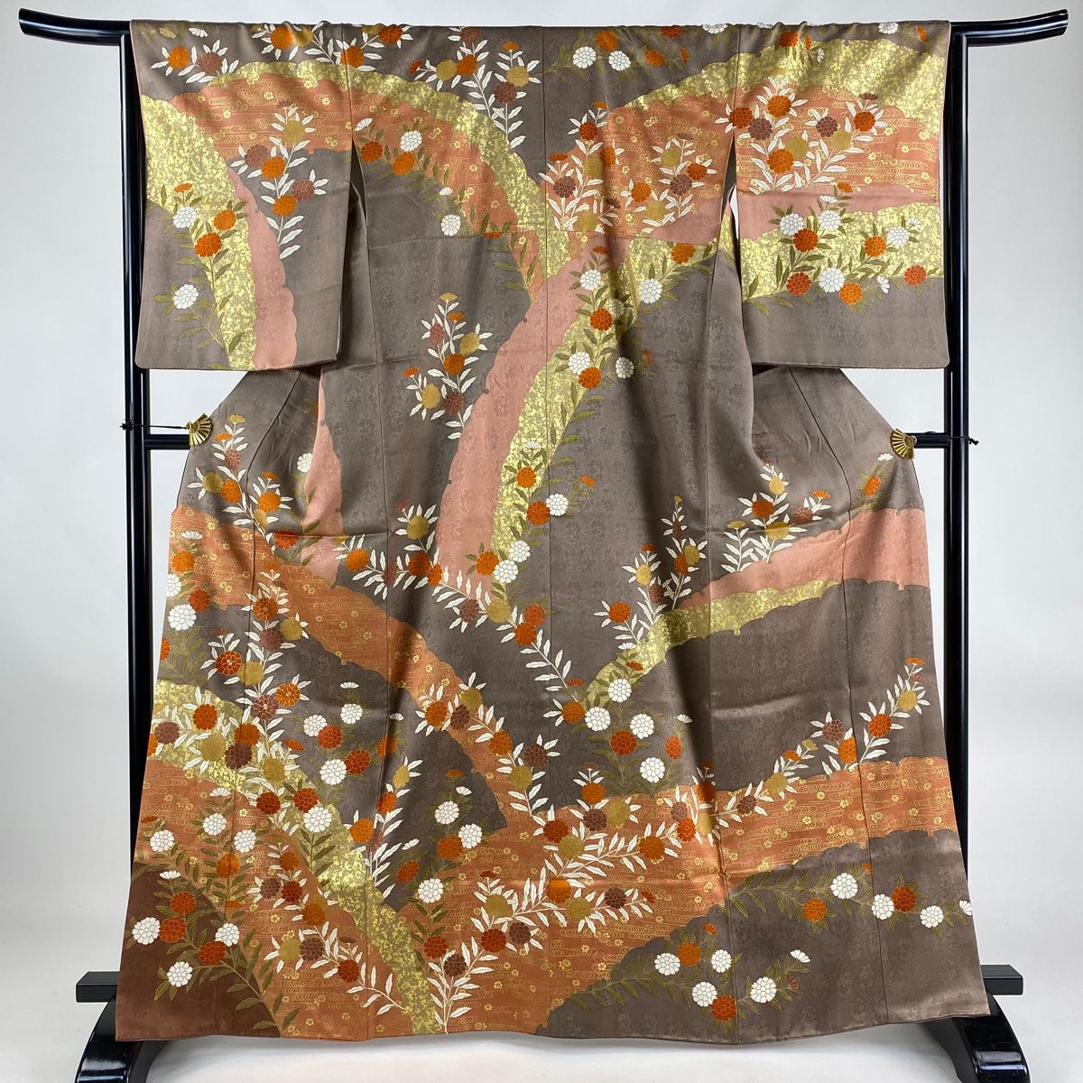 訪問着 身丈166cm 裄丈64.5cm M 袷 草花 金彩 絞り 灰紫 正絹 美品 名品 中古 訪問着 身丈162.5cm 裄丈67cm M 袷 草花 霞 金彩 染め分け ピンク 正絹