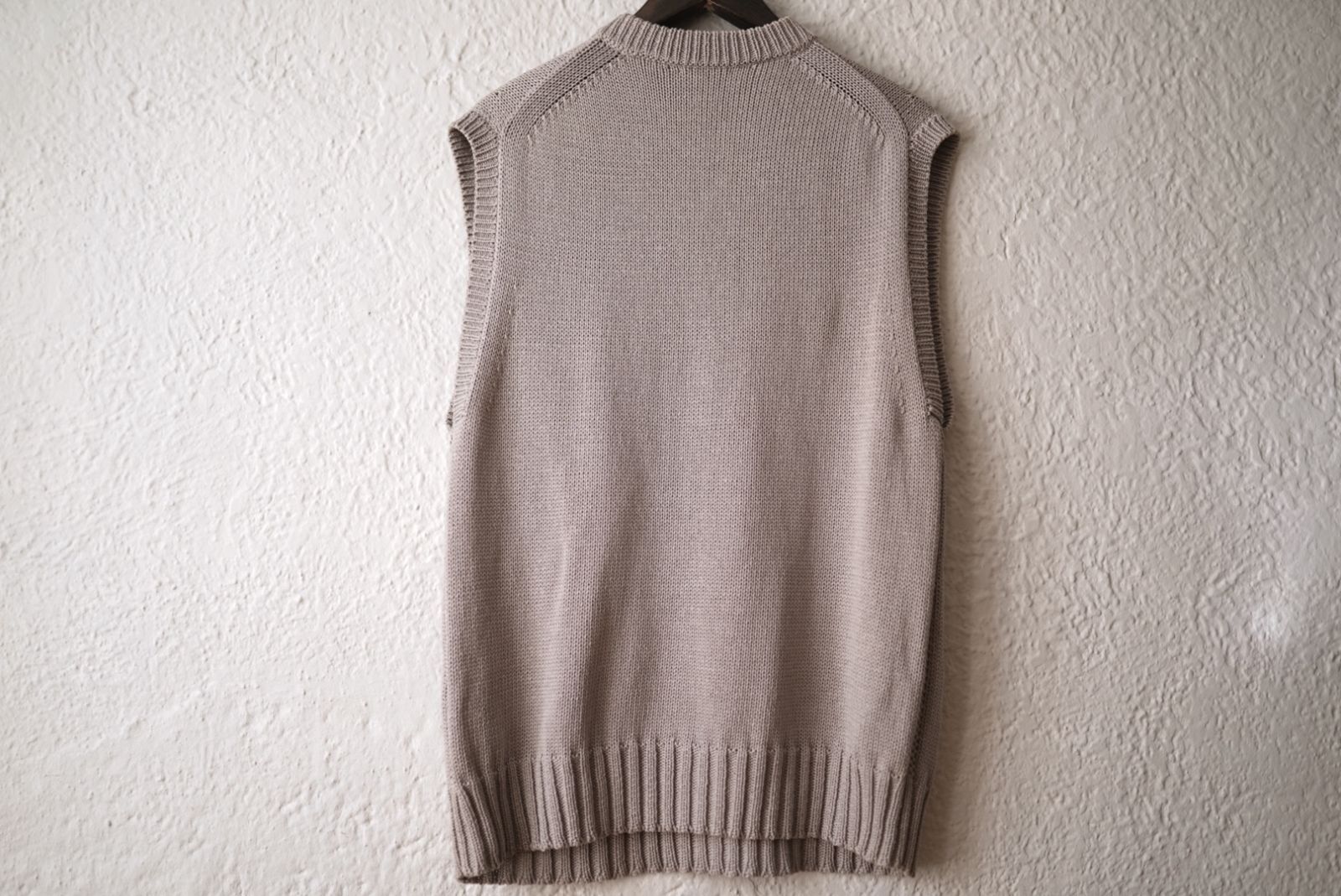 23SS ROY ローゲージコットンVネックニットベスト / HEUGN