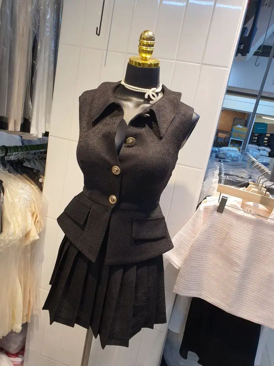 スワズセットツーピース女性ベストスカートセットL