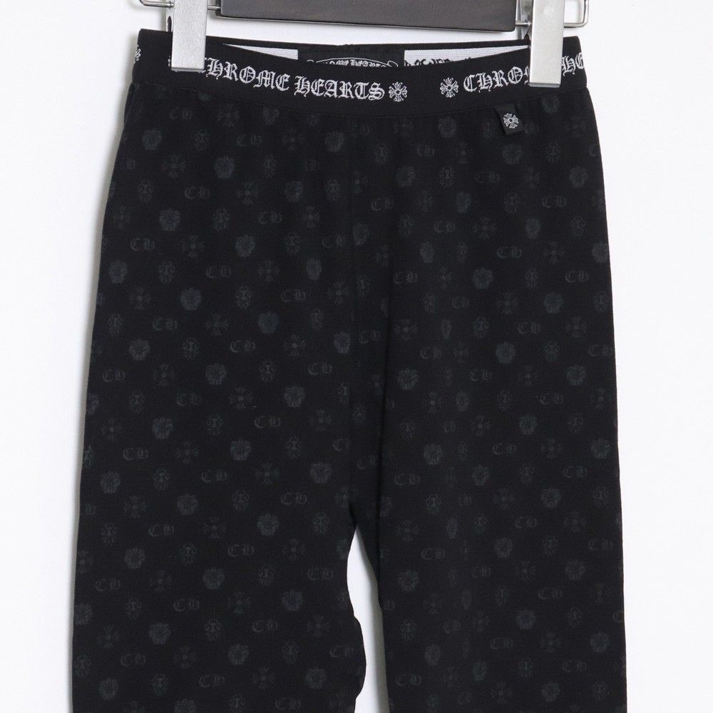 クロムハーツ　モノグラム総柄　黒 レギンス Sサイズ CHROME HEARTS モノグラム総柄レギンス Sサイズ ブラック - メルカリ