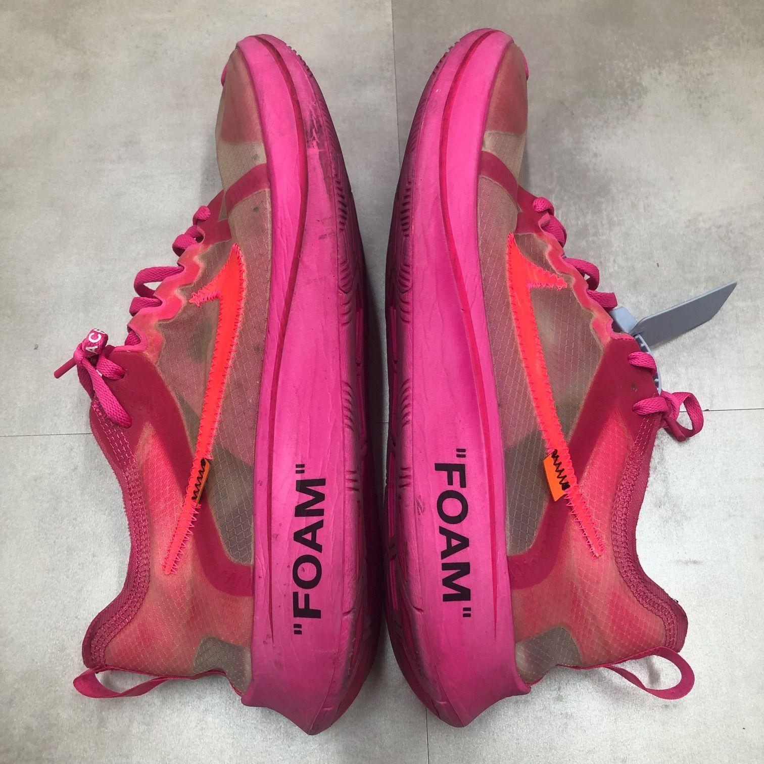 Off-White Nike Zoom Fly Pink AJ4588-600 コラボ ズームフライ 