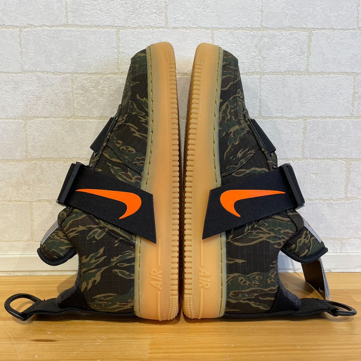 ナイキ NIKE ×CARHARTT WIP カーハート AIR FORCE 1 UTILITY LOW 