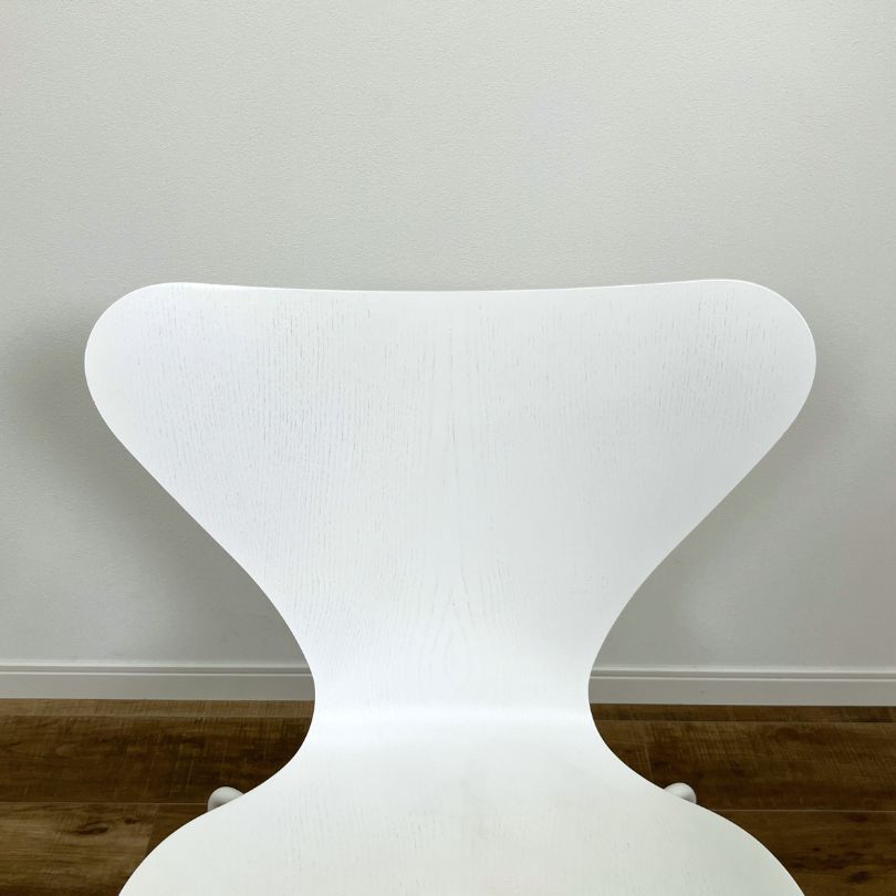 FRITZ HANSEN SEVEN CHAIR WHITE フリッツ・ハンセン セブン