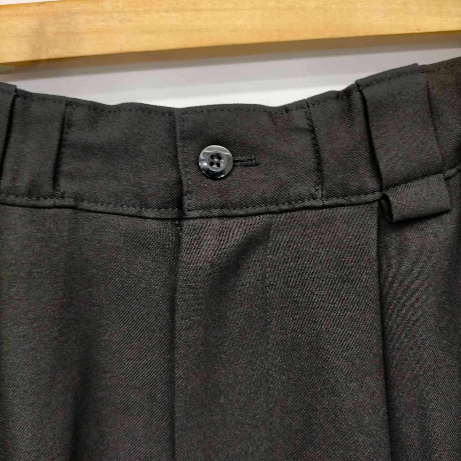 ウィリーチャバリア WILLY CHAVARRIA LAZY BOY WIDE LEG BLACK CLAY メンズ JPN：S - メルカリ