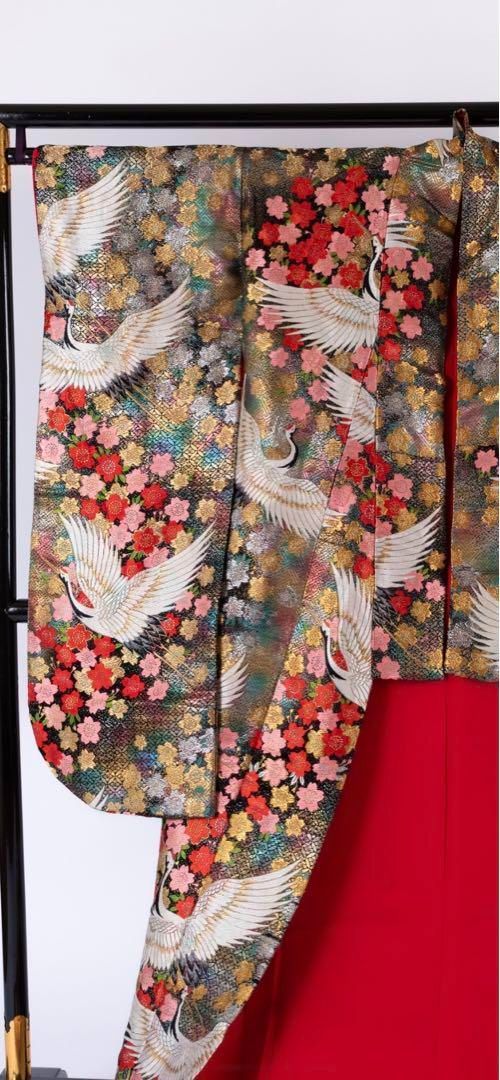 50%OFF! 125,000円→62,500円】花嫁色打掛け 緑.赤色/金刺繍 鶴/桜模様 