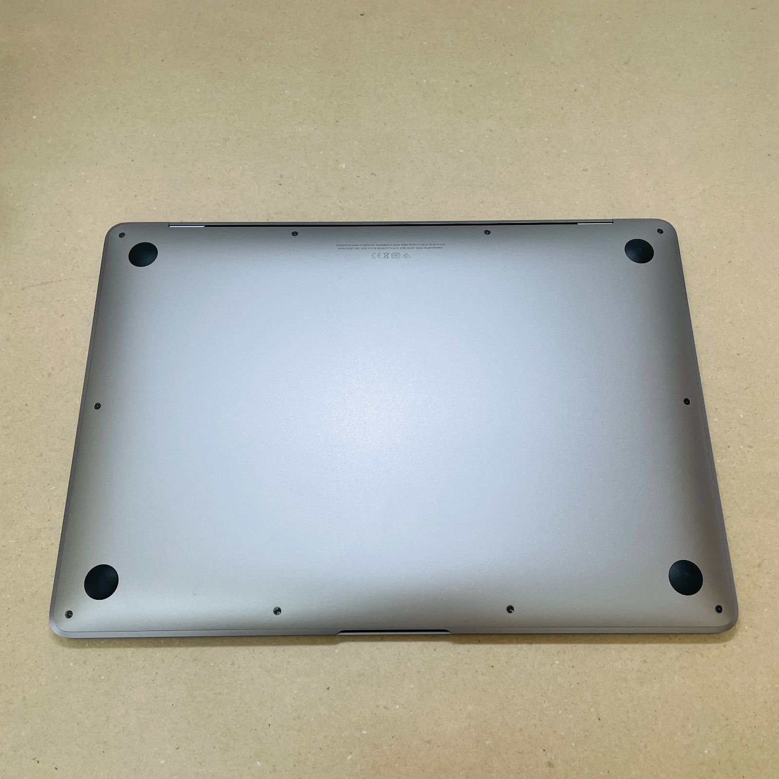 美品 バッテリー最大容量100% MacBook Air 2020 M1 16GB 256GB