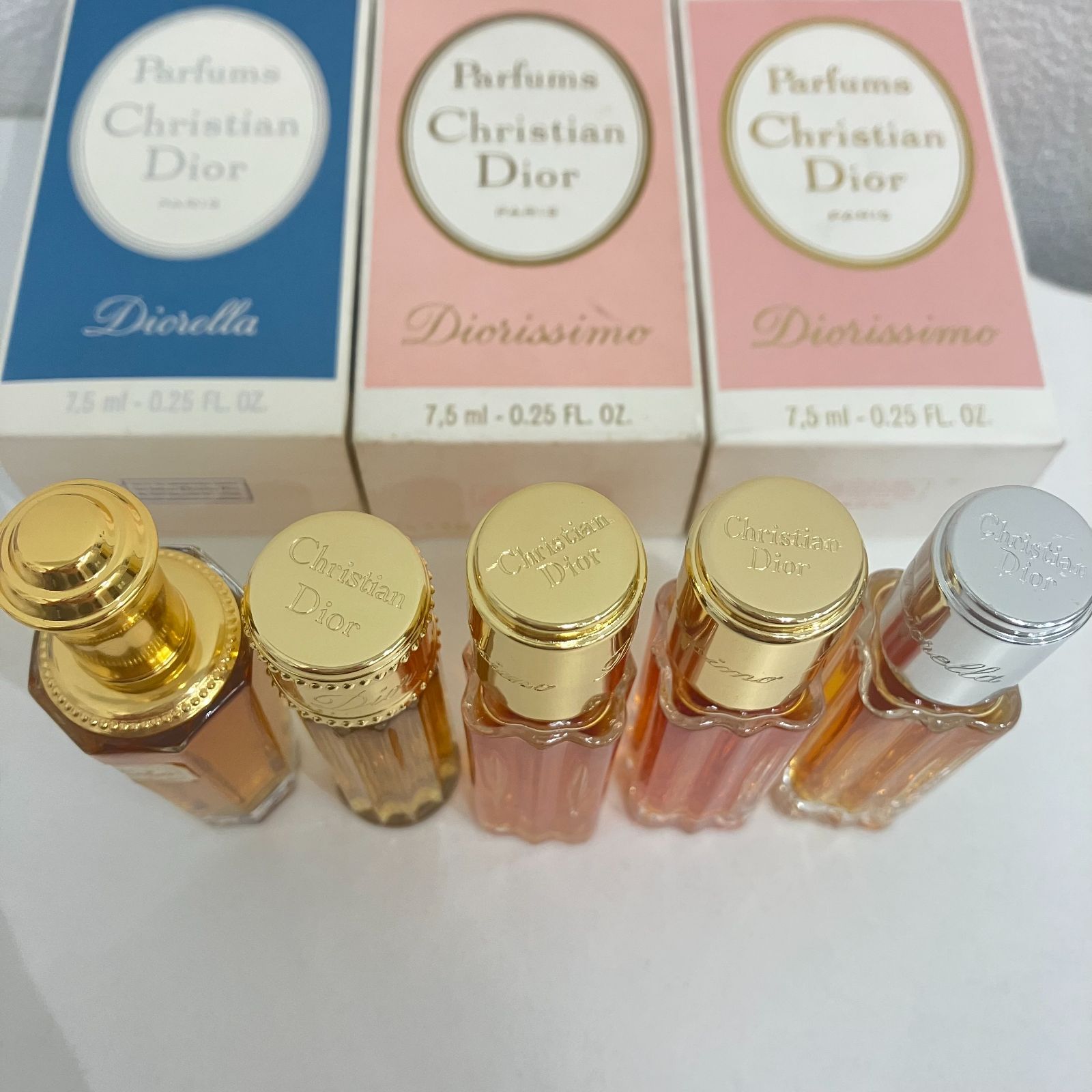 Christian Dior miss Dior アンフォラ型ボトル 【公式通販】
