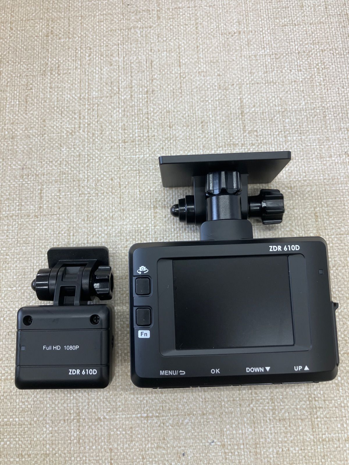 ドライブレコーダー COMTEC ZDR610D