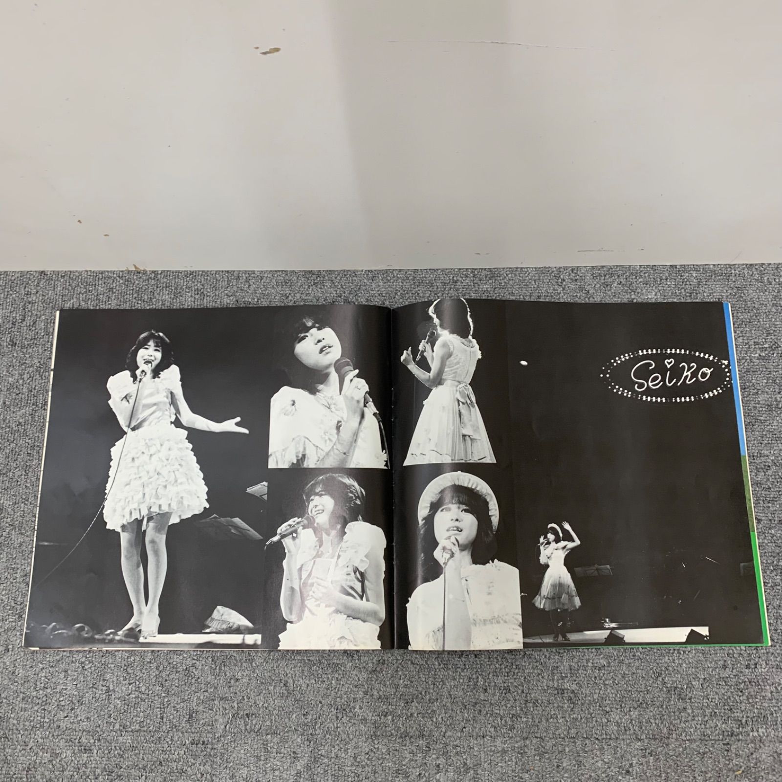 貴重1981年　松田聖子コンサート　パンフ Amazon.co.jp: 松田聖子 1981年コンサートパンフレット : 文房具