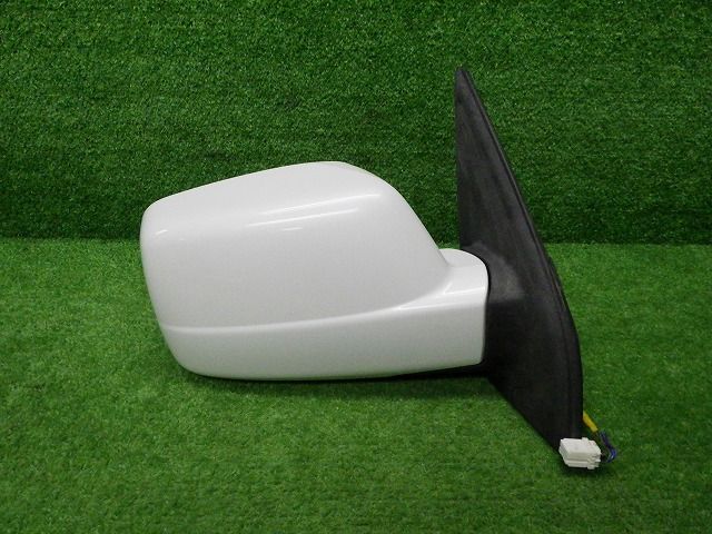 日産　T30　NT30　エクストレイル　右ドアミラー　カラーQX1　5ピン　220409013