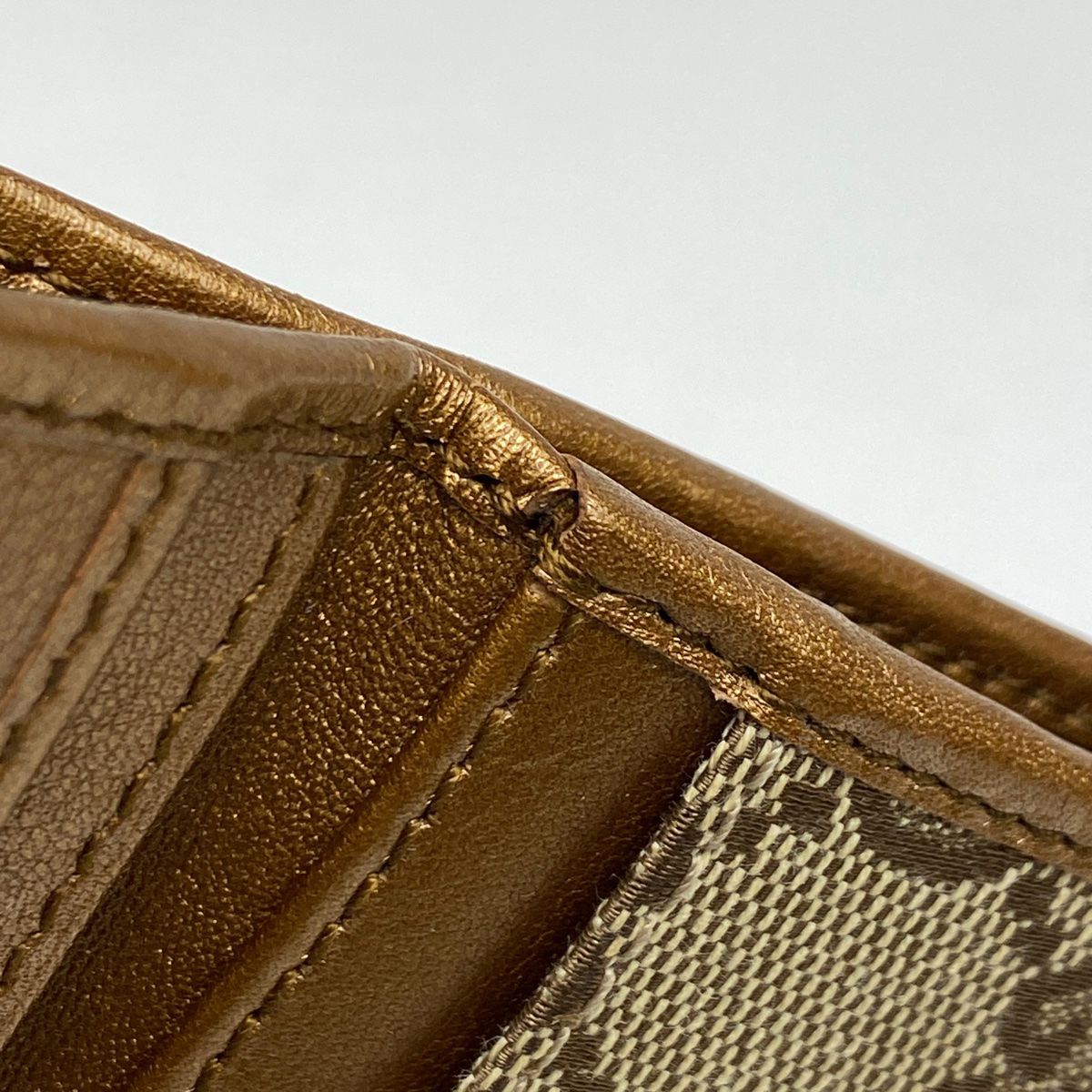 GUCCI グッチ 長財布 キャンバス GG ロゴ ブラウン Amazon | (グッチ) GUCCI グッチ 長財布 GUCCI グッチ 財布