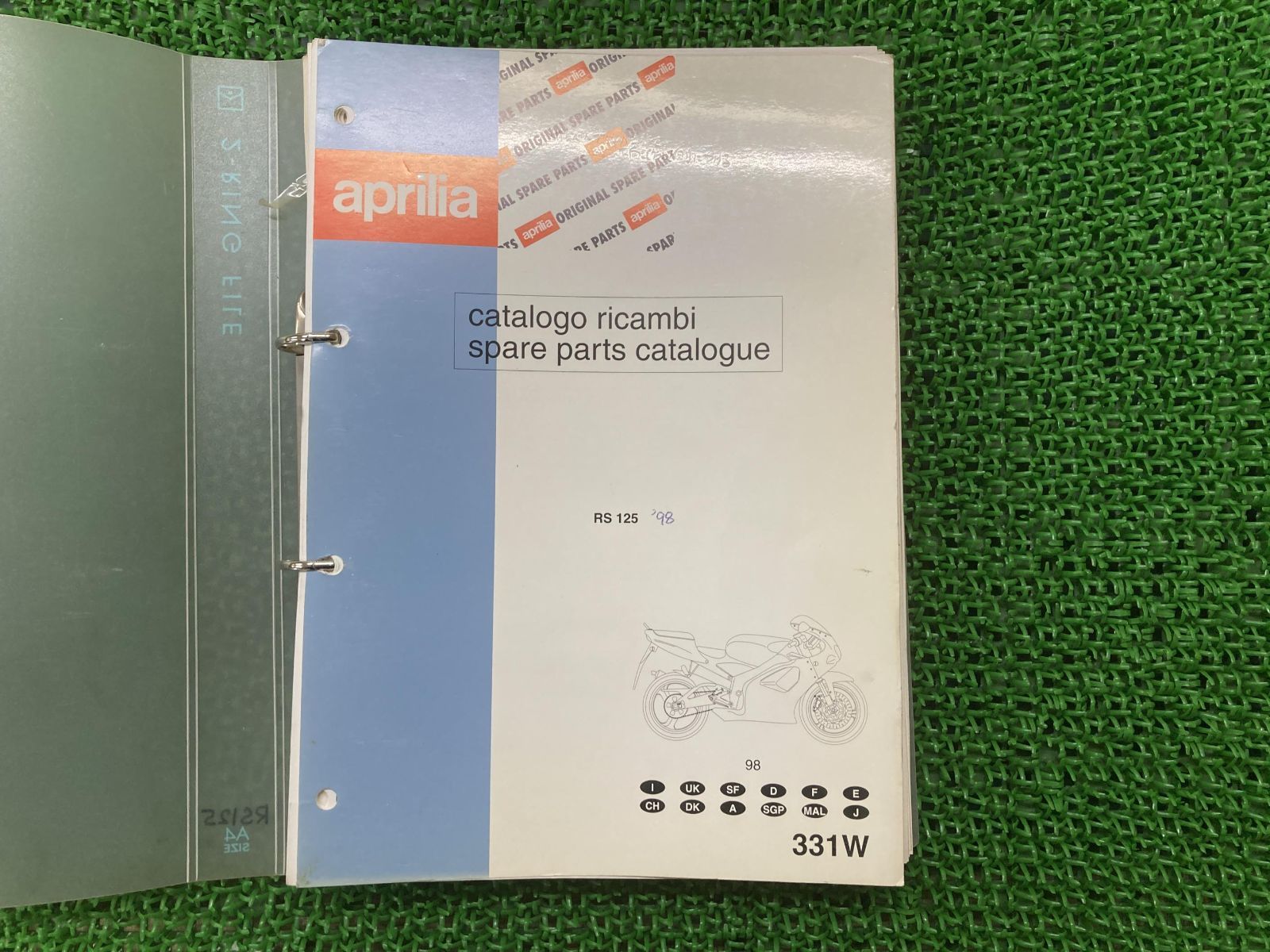 世界有名な RS125 パーツリスト アプリリア 正規 中古 バイク 整備書