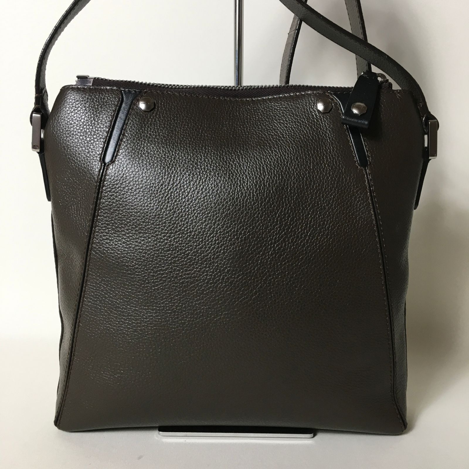 BVLGARI(ブルガリ) / ショルダーバッグ/レザー/2WAY/プレートロゴ