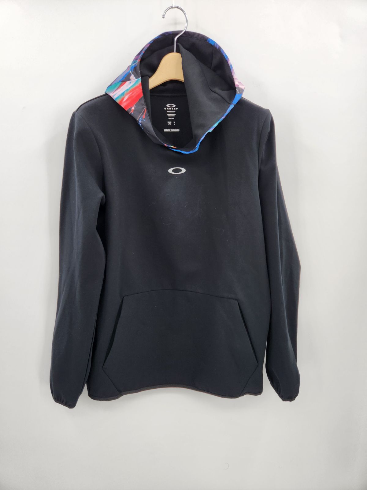 OAKLEY×MEGURU YAMAGUCHIコラボ フードパーカ OAKLEY Meguru Yamaguchi Kokoro Collection Hoodie Color White Size