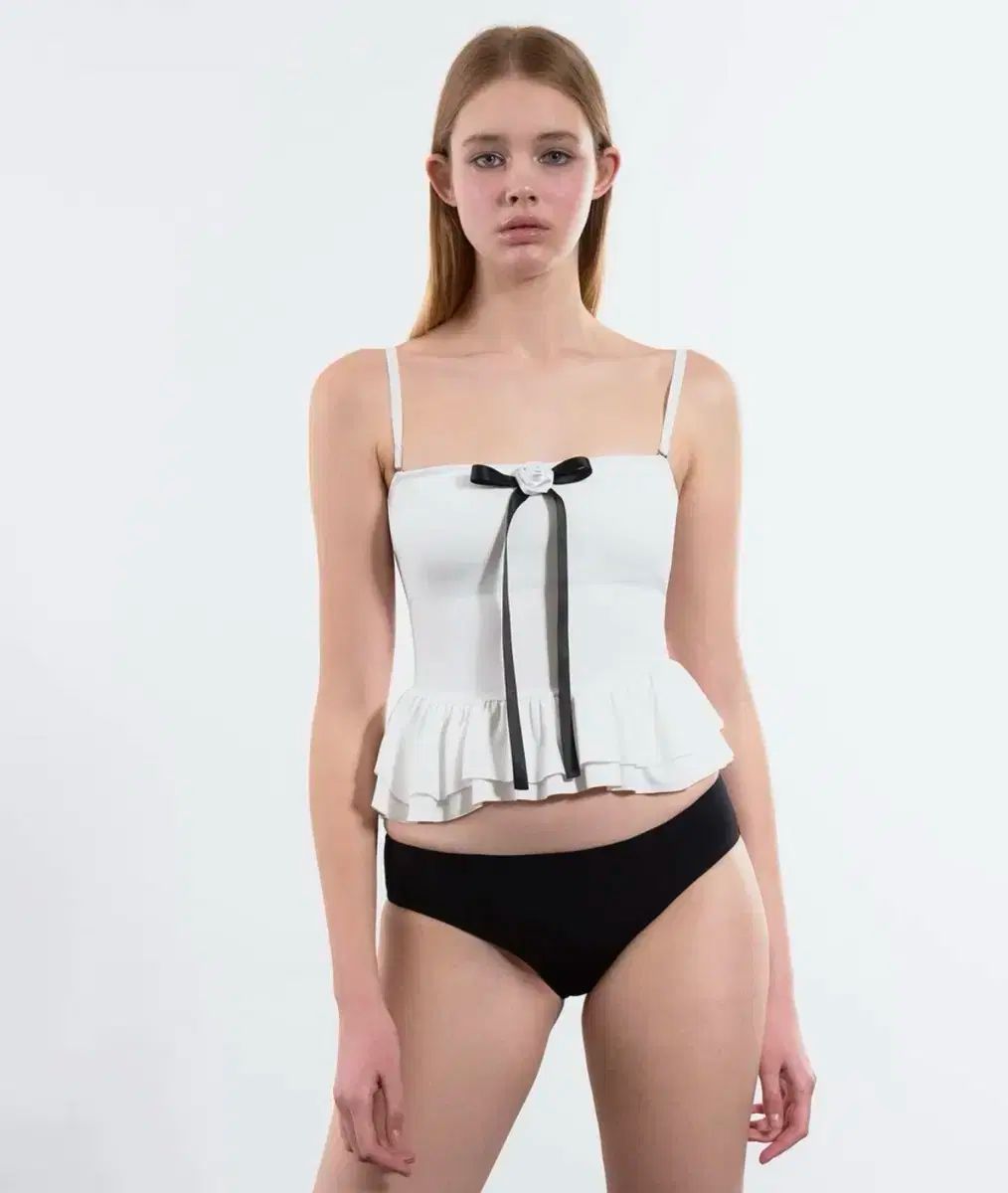 ALEXIA STAM 花柄ビキニ イエロー　Mサイズ アリシアスタン 花柄イエロービキニ アリシアスタン】フラワープリント