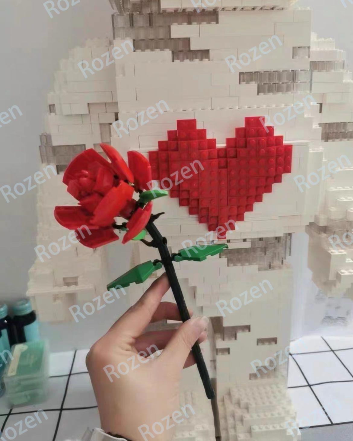 Bearbrick ベアブリック1000% レゴ互換品 LED 付き - メルカリ Bearbrick ベアブリック1000% レゴ互換品 LED 付き - メルカリ