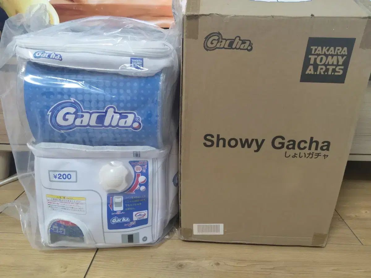 TAKARA TOMY ARTS ショーイ ガチャ バックパック