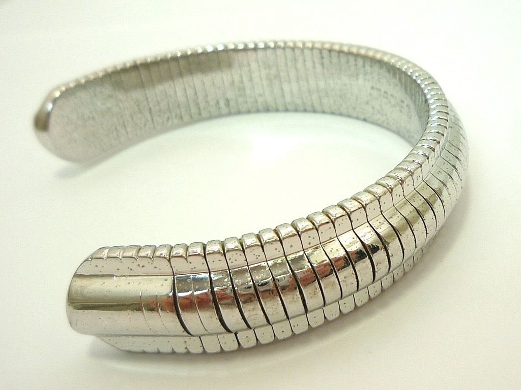 注目 オルゴンリング U字 シルバー 波動 生命エネルギー 共鳴 リングソーマセラピー イヤシロチ オルゴン越野 整体 整骨院 お買得_R5