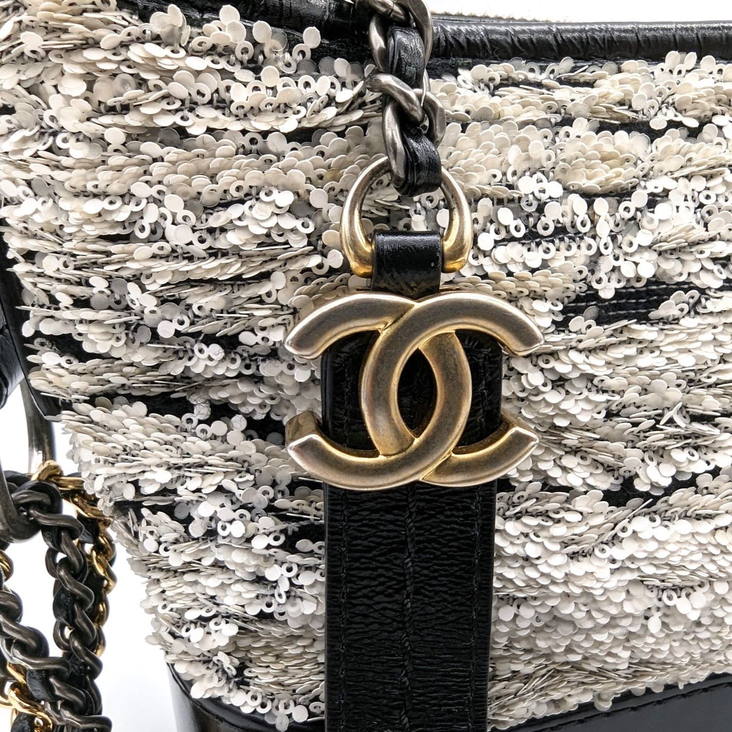 CHANEL シャネル ガブリエル ドゥ シャネル 26番台 スパンコール 