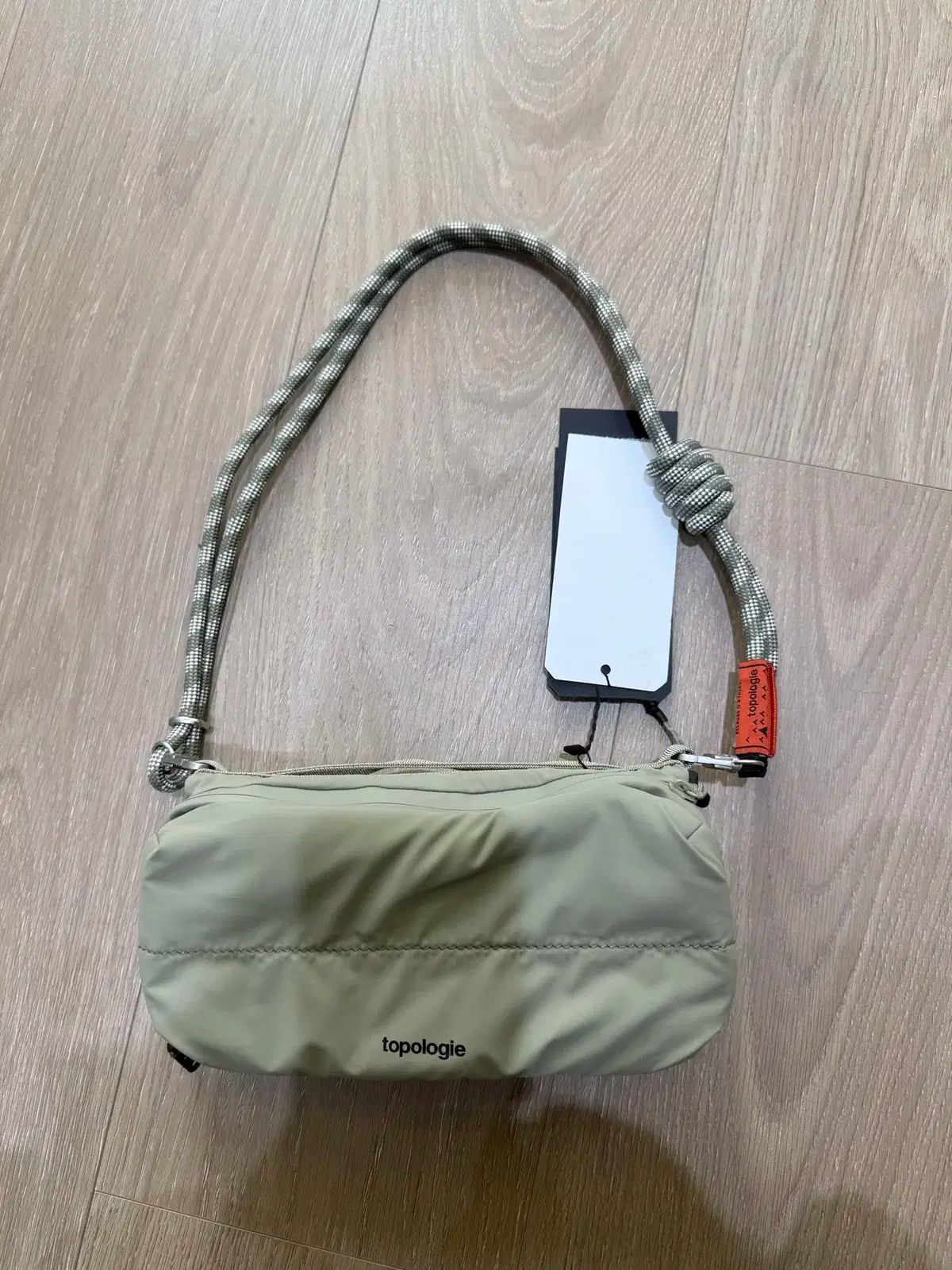 topologie ボトルバッグ