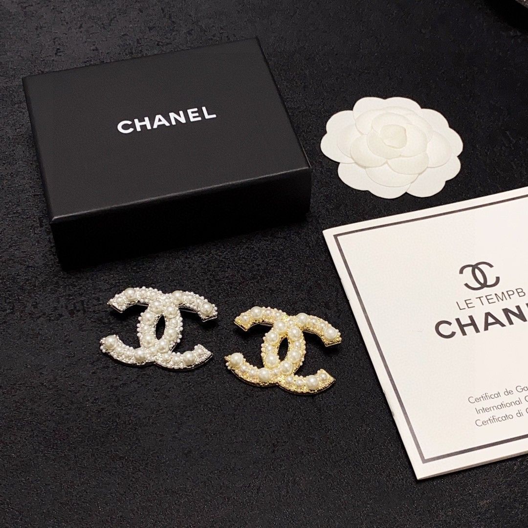 自信と輝きを☆エレガンスを纏う【CHANEL】ブローチ パール 210.jpg