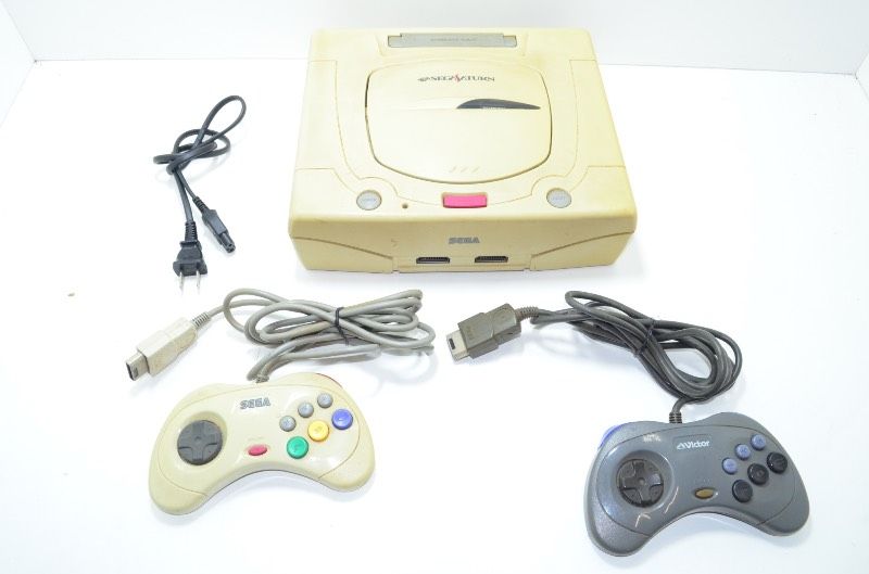 SEGA HST3220 セガサターン本体（ジャンク品）とソフトセット。 すぐ遊べるセット SEGA セガサターン 本体 セット HST-3220 - メルカリ