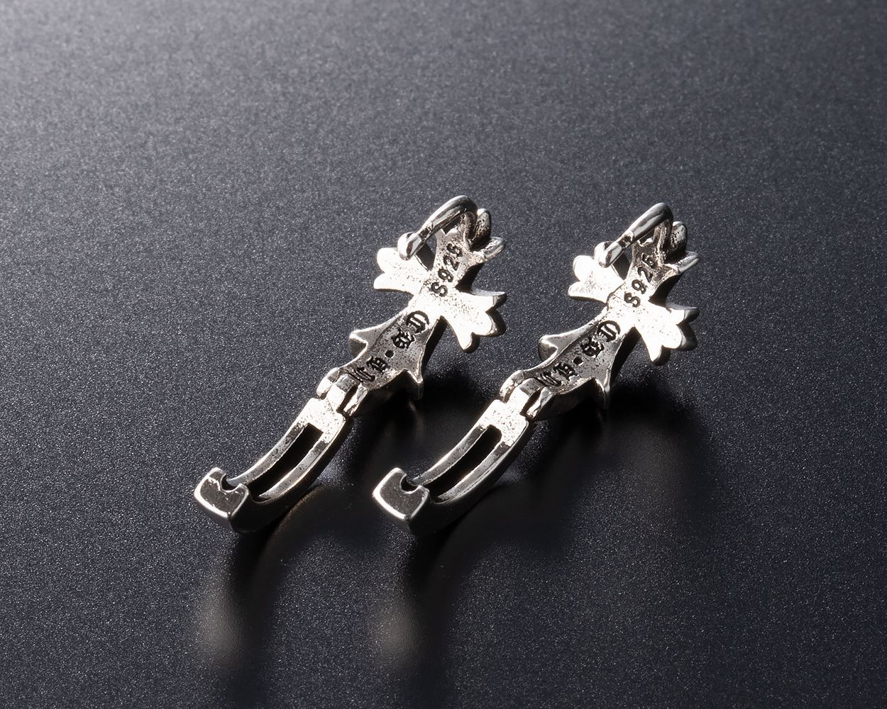 両耳 クロス シルバー925 フープピアス 十字架 silver925 男女兼用 シルバー925 クロスピアス フープピアス ゴシック 十字架 ピアス